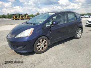 2009 Honda Fit Sport z VIN JHMGE88679S004599, wystawiony jako Copart lot #55719325 z przebiegiem 201 093 mil mil oraz Czysty tytuł • Clean title. Historia ofert i sprzedaży dostępna na DreamBid. Obrazek 1.