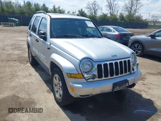 2006 Jeep Liberty Limited with VIN 1J8GL58K46W229191, listed as a IAAI auction lot 42010723 with 109,178 mi miles. Bid and sale history available at carsss.com. Image 1.