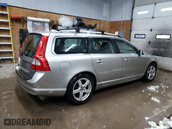 2008 Volvo V70 with VIN YV1BW982681031819, listed as a Copart auction lot 42512645 with 158,007 mi miles and Clean Title. Bid and sale history available at DreamBid. Image 3.
