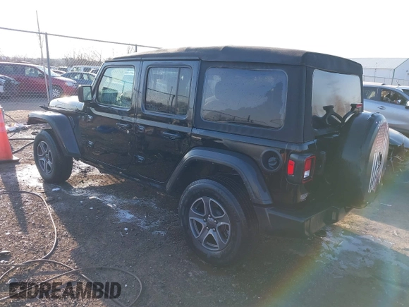 2022 Jeep Wrangler Unlimited Sport S with VIN 1C4HJXDG5NW135060, listed as a IAAI auction lot 41738841 with 33,322 mi miles. Bid and sale history available at carsss.com. Image 3.