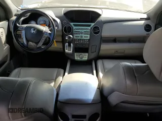 2010 Honda Pilot Touring with VIN 5FNYF3H82AB022596, listed as a Copart auction lot 71893214 with 131,901 mi miles and Salvage Title. Bid and sale history available at DreamBid. Image 8.