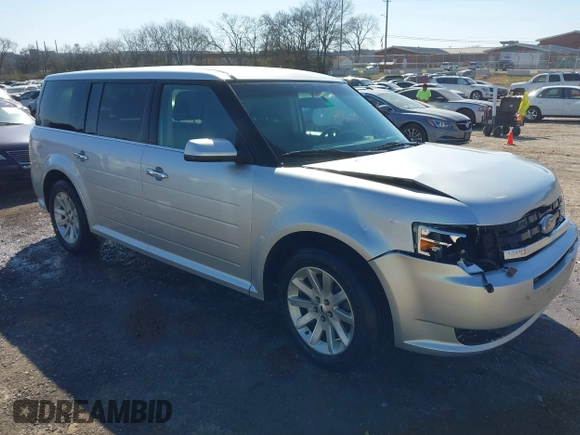 2011 Ford Flex SEL with VIN 2FMGK5CC5BBD28698, listed as a IAAI auction lot 41774174 with 306,974 mi miles. Bid and sale history available at carsss.com. Image 1.