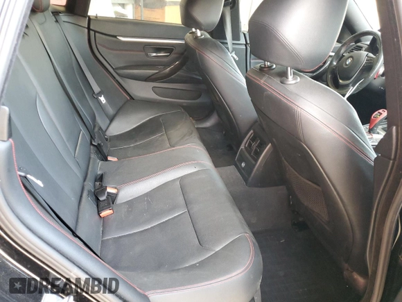 2015 BMW 4 Series 428i z VIN WBA4A9C57FD416121, wystawiony jako Copart lot #53475555 z przebiegiem 186 572 mil mil oraz Szkoda całkowita • Salvage title. Historia ofert i sprzedaży dostępna na DreamBid. Obrazek 10.