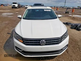 2016 Volkswagen Passat SE z VIN 1VWBT7A32GC013789, wystawiony jako Copart lot #58818575 z przebiegiem 233 893 mil mil oraz Czysty tytuł • Clean title. Historia ofert i sprzedaży dostępna na DreamBid. Obrazek 5.