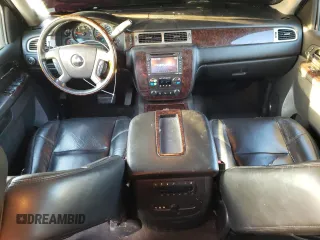 2012 GMC Yukon XL Denali with VIN 1GKS2MEF8CR200877, listed as a Copart auction lot 53282365 with 267,265 mi miles and Salvage Title. Bid and sale history available at carsss.com. Image 8.