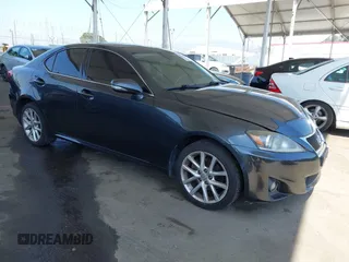 2011 Lexus IS 250 z VIN JTHCF5C20B5049984, wystawiony jako IAAI lot #42218429 z przebiegiem 132 347 mil mil oraz . Historia ofert i sprzedaży dostępna na DreamBid. Obrazek 1.