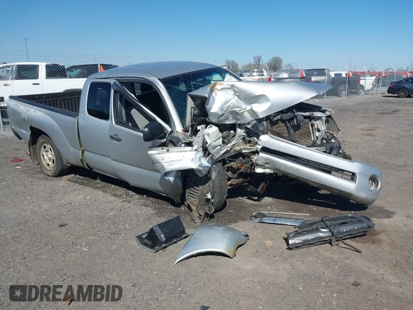 2010 Toyota Tacoma z VIN 5TETX4CNXAZ723380, wystawiony jako IAAI lot #41771322 z przebiegiem Nie podano mil oraz . Historia ofert i sprzedaży dostępna na DreamBid. Obrazek 1.