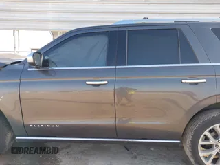 2019 Ford Expedition Platinum with VIN 1FMJU1LT9KEA48876, listed as a IAAI auction lot 41622102 with 133,087 mi miles. Bid and sale history available at carsss.com. Image 15.