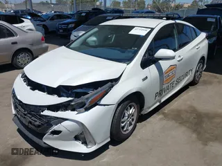 2020 Toyota Prius LE with VIN JTDKARFP6L3159932, listed as a IAAI auction lot 42714958 with 157,110 mi miles and . Bid and sale history available at DreamBid. Image 19.