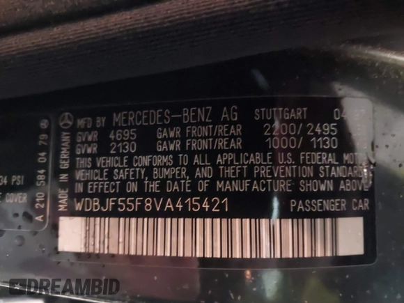 1997 Mercedes-Benz E-Class with VIN WDBJF55F8VA415421, listed as a IAAI auction lot 41536015 with 237,345 mi miles. Bid and sale history available at carsss.com. Image 9.