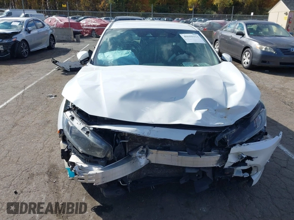 2019 Honda Civic Sedan LX with VIN 2HGFC2F66KH533012, listed as a IAAI auction lot 40608414 with 116,649 mi miles. Bid and sale history available at carsss.com. Image 13.
