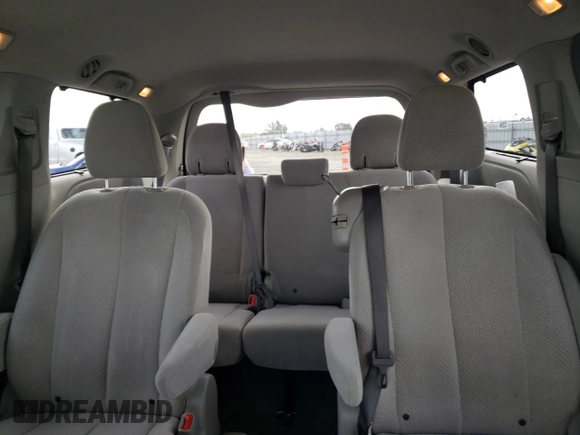 2011 Toyota Sienna LE AAS with VIN 5TDKK3DC5BS139100, listed as a Copart auction lot 49084925 with 141,979 mi miles and Salvage Title. Bid and sale history available at carsss.com. Image 10.