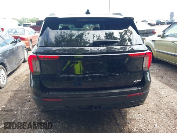 2025 Ford Explorer ST-Line with VIN 1FMUK8KH7SGB38511, listed as a IAAI auction lot 42846565 with 11,936 mi miles and . Bid and sale history available at DreamBid. Image 16.