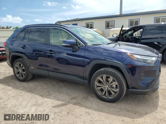 2023 Toyota RAV4 Hybrid XLE Premium z VIN JTMB6RFV1PD100836, wystawiony jako Copart lot #51694985 z przebiegiem 19 870 mil mil oraz Szkoda całkowita • Salvage title. Historia ofert i sprzedaży dostępna na DreamBid. Obrazek 4.