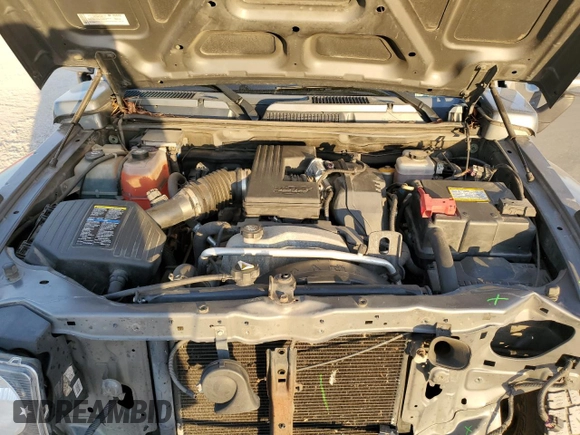 2008 Hummer H3 SUV with VIN 5GTEN13E688193085, listed as a Copart auction lot 83039714 with 106,990 mi miles and Salvage Title. Bid and sale history available at DreamBid. Image 12.