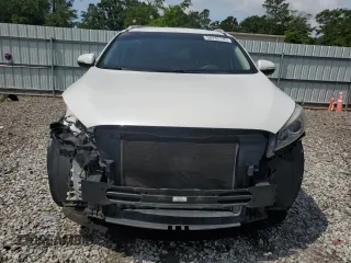 2017 Kia Sorento LX with VIN 5XYPG4A54HG214989, listed as a Copart auction lot 58235135 with 82,461 mi miles and Salvage title. Bid and sale history available at DreamBid. Image 5.
