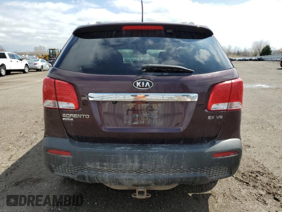 2011 Kia Sorento EX with VIN 5XYKUDA29BG168012, listed as a Copart auction lot 55350305 with 443,033 mi miles and Clean Title. Bid and sale history available at DreamBid. Image 6.