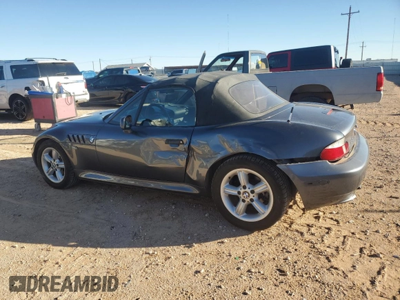 2000 BMW Z3 2.5L with VIN WBACH9341YLF92012, listed as a Copart auction lot 81674944 with 100,985 mi miles and Salvage Title. Bid and sale history available at carsss.com. Image 2.