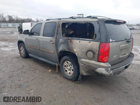 2007 GMC Yukon XL SLT with VIN 1GKFK16327J266852, listed as a IAAI auction lot 41198942 with 243,905 mi miles. Bid and sale history available at carsss.com. Image 3.