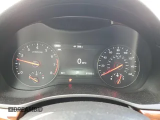 2017 Kia Cadenza Premium with VIN KNALC4J12H5068492, listed as a Copart auction lot 88880605 with 67,093 mi miles and Salvage Title. Bid and sale history available at carsss.com. Image 9.