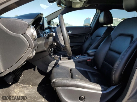 2016 Mercedes-Benz GLA with VIN WDCTG4EB2GJ203223, listed as a Copart auction lot 45527815 with NaN miles and Clean Title. Bid and sale history available at carsss.com. Image 7.