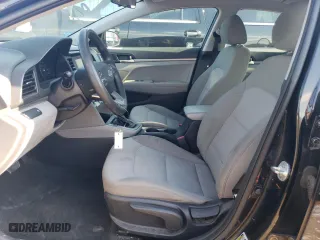 2019 Hyundai Elantra SE with VIN 5NPD74LF2KH489124, listed as a Copart auction lot 60261664 with 104,666 mi miles and Salvage Title. Bid and sale history available at carsss.com. Image 7.