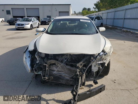 2014 Nissan Maxima SV z VIN 1N4AA5AP4EC446058, wystawiony jako Copart lot #51843385 z przebiegiem 98 481 mil mil oraz Szkoda całkowita • Salvage title. Historia ofert i sprzedaży dostępna na DreamBid. Obrazek 5.