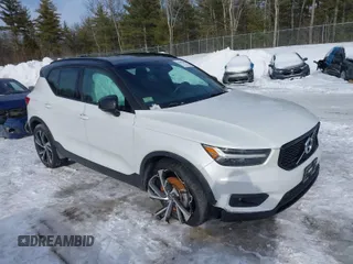 2020 Volvo XC40 R-Design с VIN YV4162UM1L2265124, выставлен на аукционе IAAI как лот 41615190 с пробегом 35 077 миль миль и . История ставок и продаж доступна на DreamBid. Изображение 1.