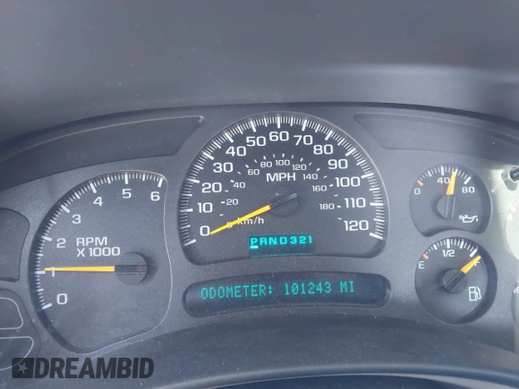 2004 Chevrolet Suburban Z71 with VIN 3GNFK16Z84G231091, listed as a IAAI auction lot 41595885 with 101,243 mi miles. Bid and sale history available at carsss.com. Image 7.