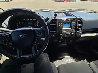2020 Ford F-150 XL z VIN 1FTEW1C59LKF20188, wystawiony jako Copart lot #66210185 z przebiegiem 148 260 mil mil oraz Czysty tytuł • Clean title. Historia ofert i sprzedaży dostępna na DreamBid. Obrazek 9.