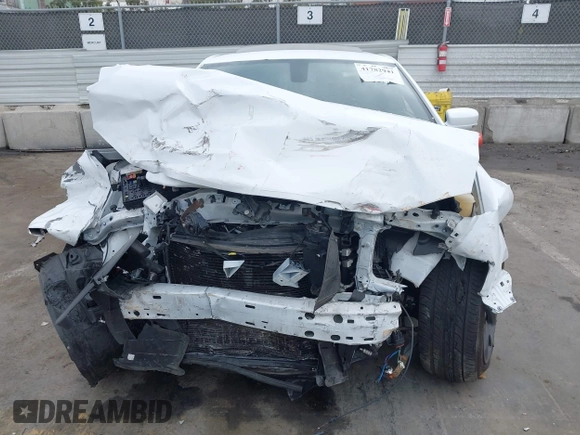 2022 Chrysler 300 S z VIN 2C3CCABG0NH190751, wystawiony jako IAAI lot #41782941 z przebiegiem Nie podano mil oraz . Historia ofert i sprzedaży dostępna na DreamBid. Obrazek 12.