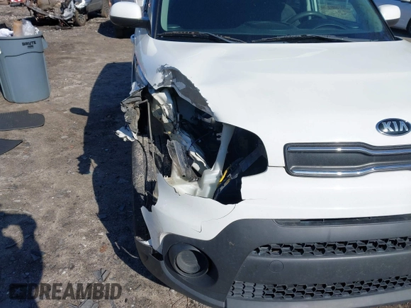 2019 Kia Soul with VIN KNDJN2A23K7634530, listed as a IAAI auction lot 41732677 with 96,586 mi miles. Bid and sale history available at carsss.com. Image 6.