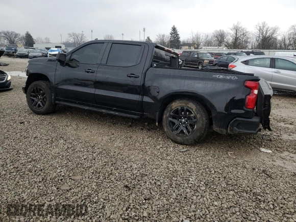 2024 Chevrolet Silverado 1500 RST with VIN 2GCUDEED5R1259289, listed as a Copart auction lot 46153015 with 8,805 mi miles and Salvage Title. Bid and sale history available at carsss.com. Image 2.