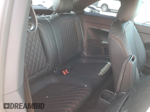 2019 Volkswagen Beetle S с VIN 3VWFD7AT9KM712147, выставлен на аукционе Copart как лот 51871395 с пробегом 39 831 миль миль и Списание • Salvage title. История ставок и продаж доступна на DreamBid. Изображение 10.