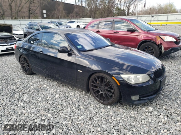 2011 BMW 3 Series 335i xDrive с VIN WBAKF9C51BE262129, выставлен на аукционе Copart как лот 52133195 с пробегом 99 942 миль миль и Чистый • Clean title. История ставок и продаж доступна на DreamBid. Изображение 4.