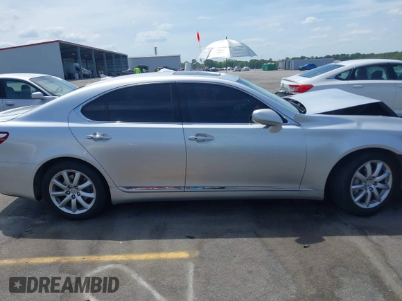 2008 Lexus LS 460 with VIN JTHBL46FX85061520, listed as a IAAI auction lot 42081510 with 225,026 mi miles and . Bid and sale history available at DreamBid. Image 13.