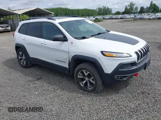 2017 Jeep Cherokee Trailhawk L Plus с VIN 1C4PJMBS2HD218558, выставлен на аукционе IAAI как лот 42239283 с пробегом 147 838 миль миль и . История ставок и продаж доступна на DreamBid. Изображение 1.