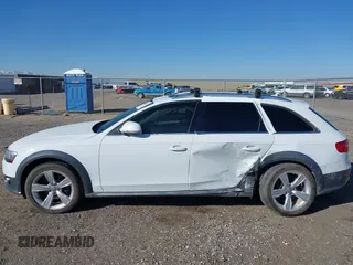 2015 Audi allroad Premium with VIN WA1TFAFL7FA117297, listed as a IAAI auction lot 41384957 with 111,653 mi miles. Bid and sale history available at carsss.com. Image 14.