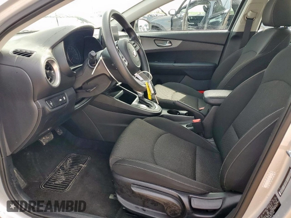 2021 Kia Forte FE с VIN 3KPF24AD3ME351558, выставлен на аукционе Copart как лот 50867695 с пробегом 61 645 миль миль и Чистый • Clean title. История ставок и продаж доступна на DreamBid. Изображение 7.