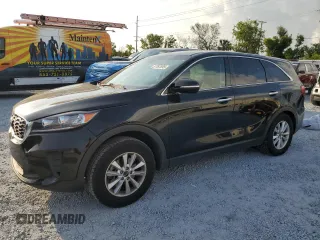 2020 Kia Sorento S z VIN 5XYPG4A58LG615860, wystawiony jako Copart lot #57767695 z przebiegiem 113 192 mil mil oraz Nie do naprawy • Non repairable. Historia ofert i sprzedaży dostępna na DreamBid. Obrazek 1.
