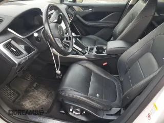2019 Jaguar I-Pace HSE z VIN SADHD2S12K1F66352, wystawiony jako Copart lot #60744764 z przebiegiem Nie podano mil oraz Szkoda całkowita • Salvage title. Historia ofert i sprzedaży dostępna na DreamBid. Obrazek 7.