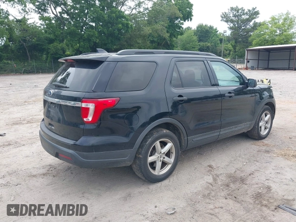 2018 Ford Explorer with VIN 1FM5K7B8XJGB03345, listed as a IAAI auction lot 42420992 with 215,000 mi miles and . Bid and sale history available at DreamBid. Image 4.