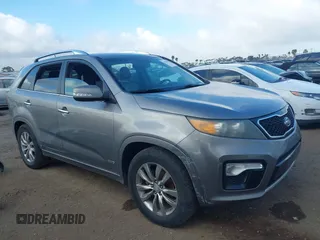 2012 Kia Sorento SX with VIN 5XYKWDA24CG195291, listed as a IAAI auction lot 41912320 with 245,650 mi miles. Bid and sale history available at carsss.com. Image 6.
