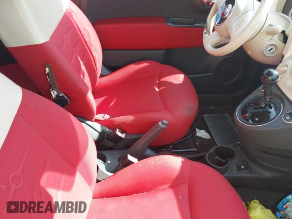 2015 FIAT 500 Pop z VIN 3C3CFFAR8FT500337, wystawiony jako IAAI lot #40331078 z przebiegiem Nie podano mil oraz . Historia ofert i sprzedaży dostępna na DreamBid. Obrazek 5.