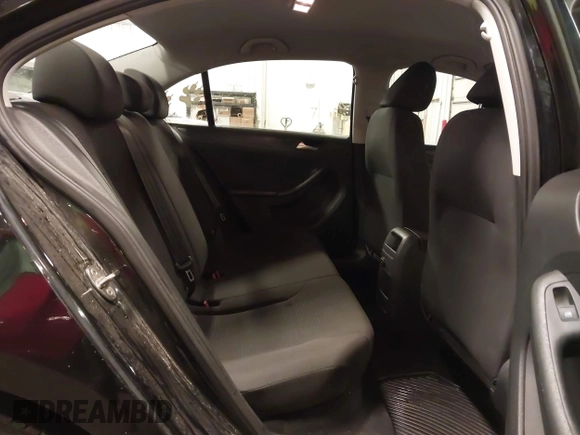 2015 Volkswagen Jetta S with VIN 3VW2K7AJ4FM243087, listed as a IAAI auction lot 42525961 with 118,224 mi miles and . Bid and sale history available at DreamBid. Image 8.