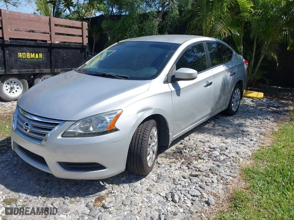 2013 Nissan Sentra SV with VIN 1N4AB7AP4DN902166, listed as a IAAI auction lot 41716134 with 132,185 mi miles. Bid and sale history available at carsss.com. Image 2.
