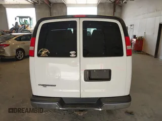 2017 Chevrolet Express Passenger LT с VIN 1GAZGPFG7H1336632, выставлен на аукционе IAAI как лот 42682488 с пробегом 91 639 миль миль и . История ставок и продаж доступна на DreamBid. Изображение 16.