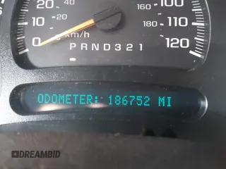 2006 Chevrolet Tahoe Z71 with VIN 1GNEK13T66R165865, listed as a IAAI auction lot 41537414 with 186,752 mi miles. Bid and sale history available at carsss.com. Image 7.