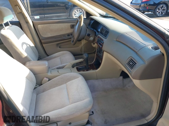 1999 Nissan Altima XE with VIN 1N4DL01D3XC209869, listed as a IAAI auction lot 41414580 with 175,076 mi miles. Bid and sale history available at carsss.com. Image 5.