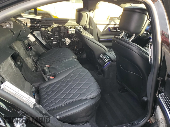 2022 Mercedes-Benz S 580 with VIN W1K6G7GB2NA122680, listed as a Copart auction lot 66226862 with 7,547 mi miles and . Bid and sale history available at DreamBid. Image 10.